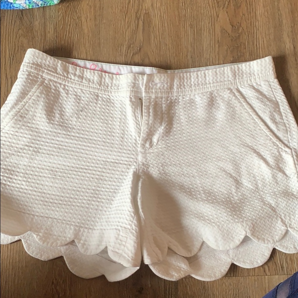 Lily Pulitzer white buttercup shorts